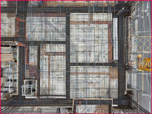 協勝發建設新民段7樓頂板配管工程